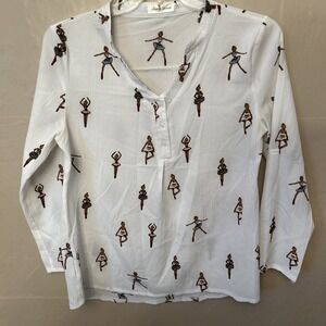 Simply Couture Large Cream Blouse Ballerinas Dance Convert Top Teacher Gift